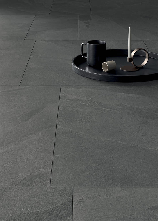 Kuro Pencil Grey