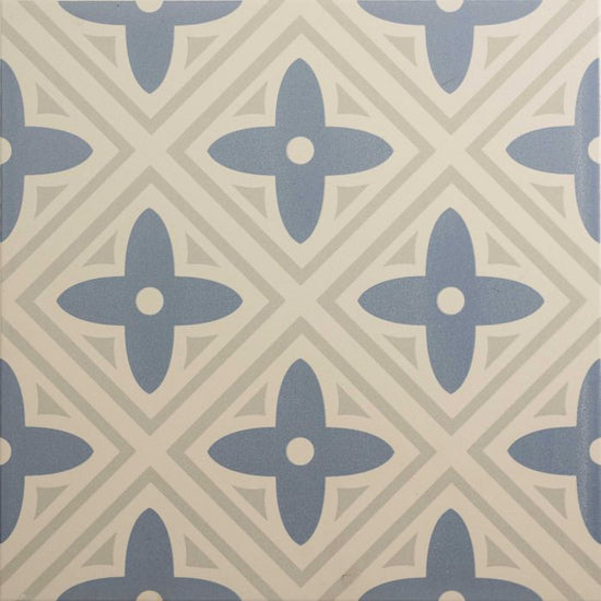 Leigh Blue on Chalk